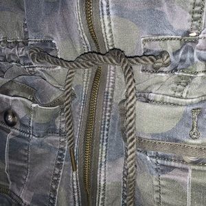 Express Women’s Camo Jacket